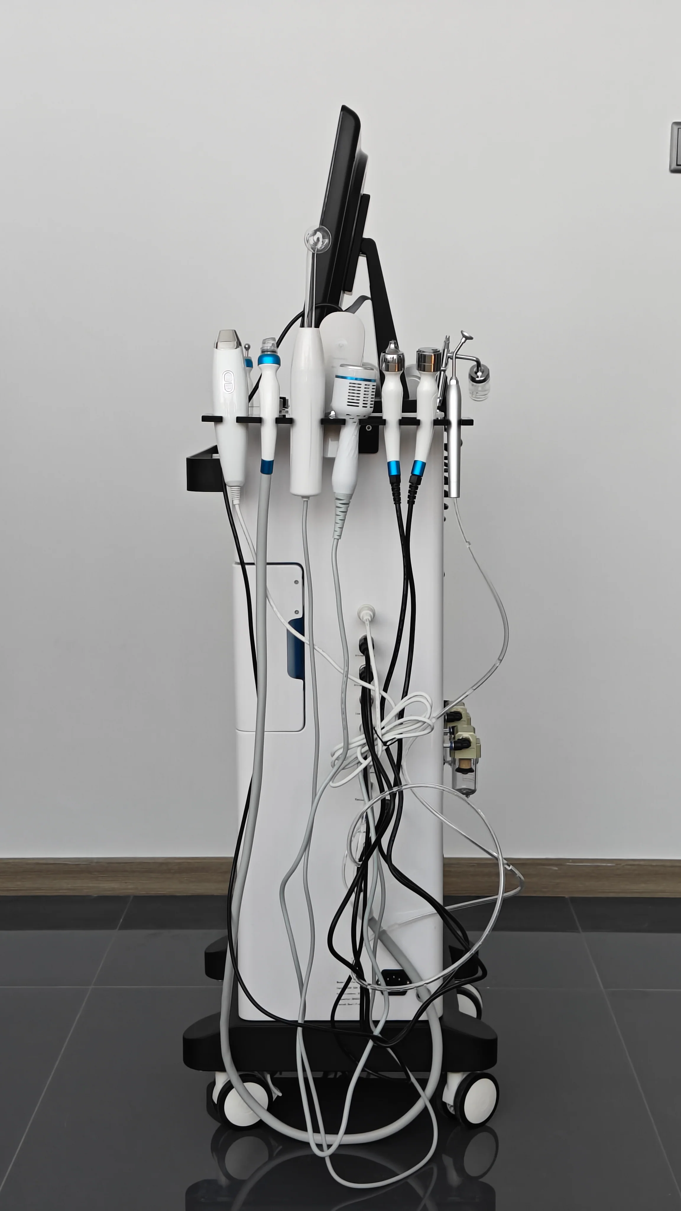 15 in 1 Hydra-Deep Cleansing Machine, Water Analyzer for  Care - Image 8