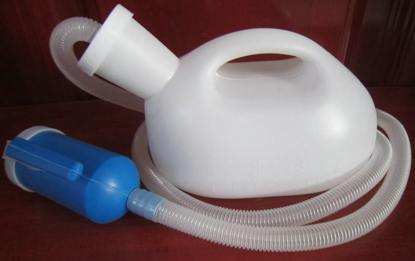 2000ML High capacity male urinal for old man Urine collector with 1.3M tube 1 Brush - Image 3