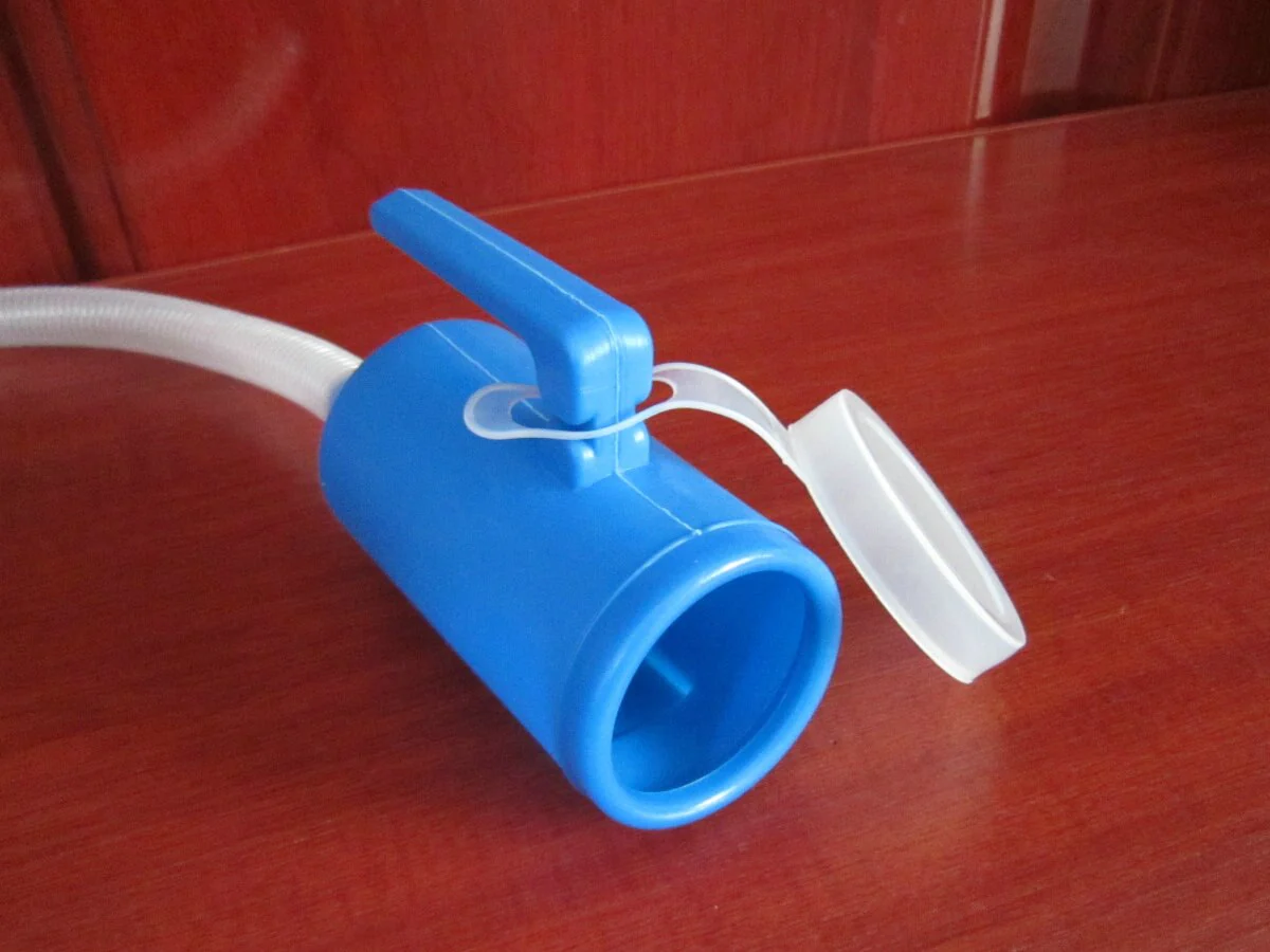 2000ML High capacity male urinal for old man Urine collector with 1.3M tube 1 Brush - Image 6