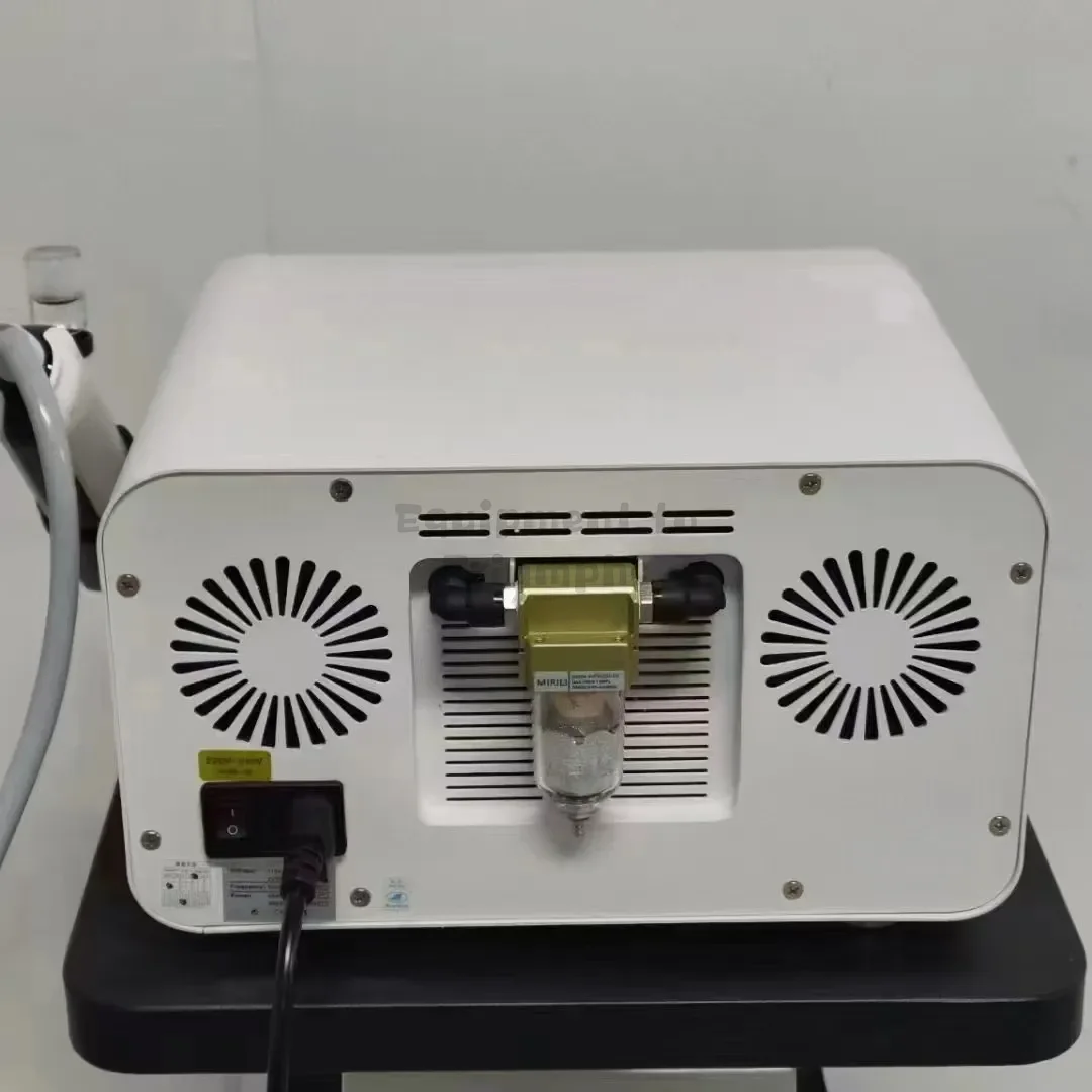 2024 Newest Portable 4 Bars Water Injection Gun Hydro H2O2 Water Jet Facial Machine For Skin Lifting Beauty Device - Image 2