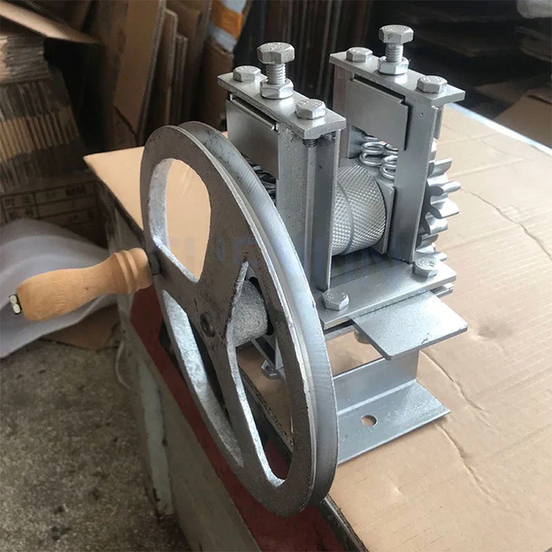 Small Bamboo Strip Slitter Layering Machine Bamboo Strip Separation Machine Manual Strip Breaking Machine - Image 4