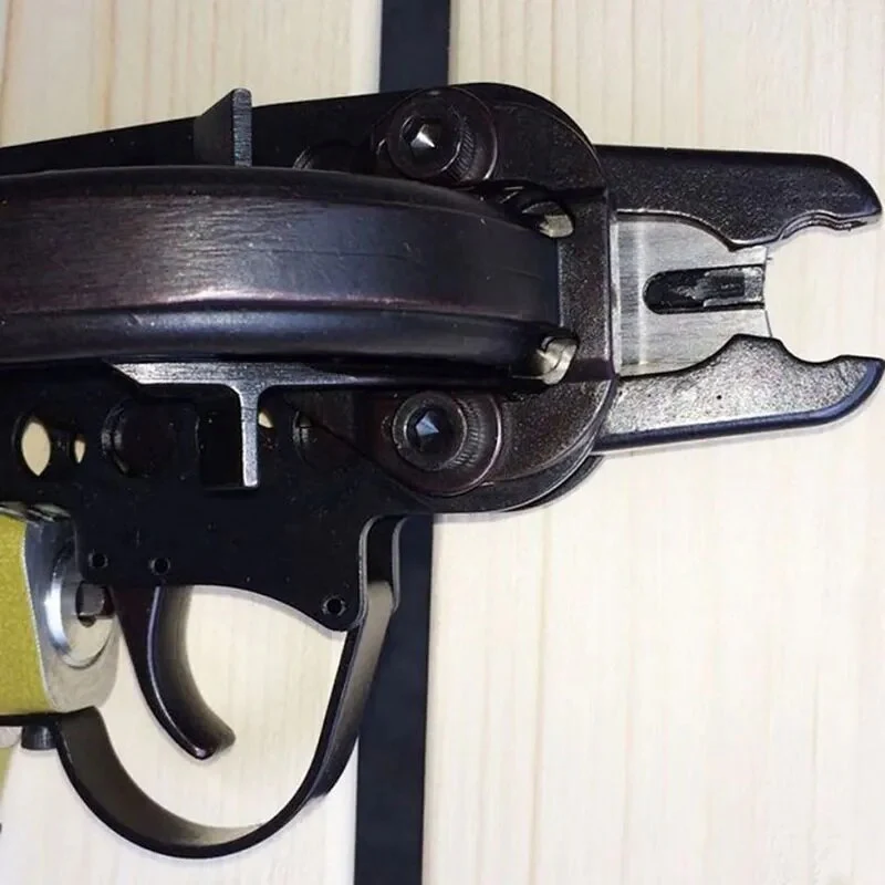 Top Quality Tyre SC7E/760C C Ring Pliers Tool Air C-type machine Nailer pneumatic nail gun - Image 4